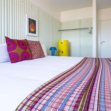 Buendia Nohotel 3*