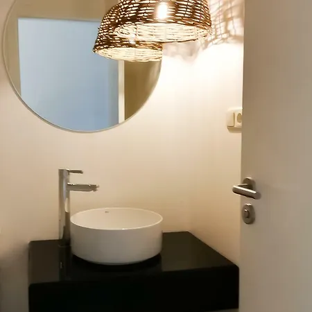 Buendia Nohotel Hotel